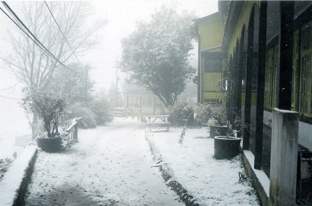 Old - Main Bellevue Heritage Hotel Darjeeling (West Bengal) Exterior foto
