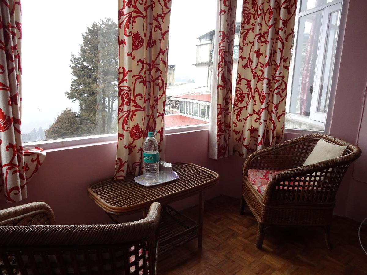 Old - Main Bellevue Heritage Hotel Darjeeling (West Bengal) Exterior foto